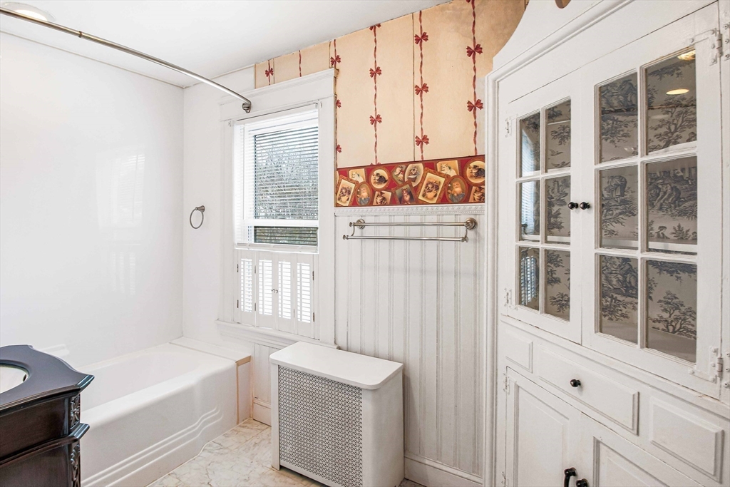 1 Laselle Avenue Worcester, MA 01605 - Photo 31 of 42