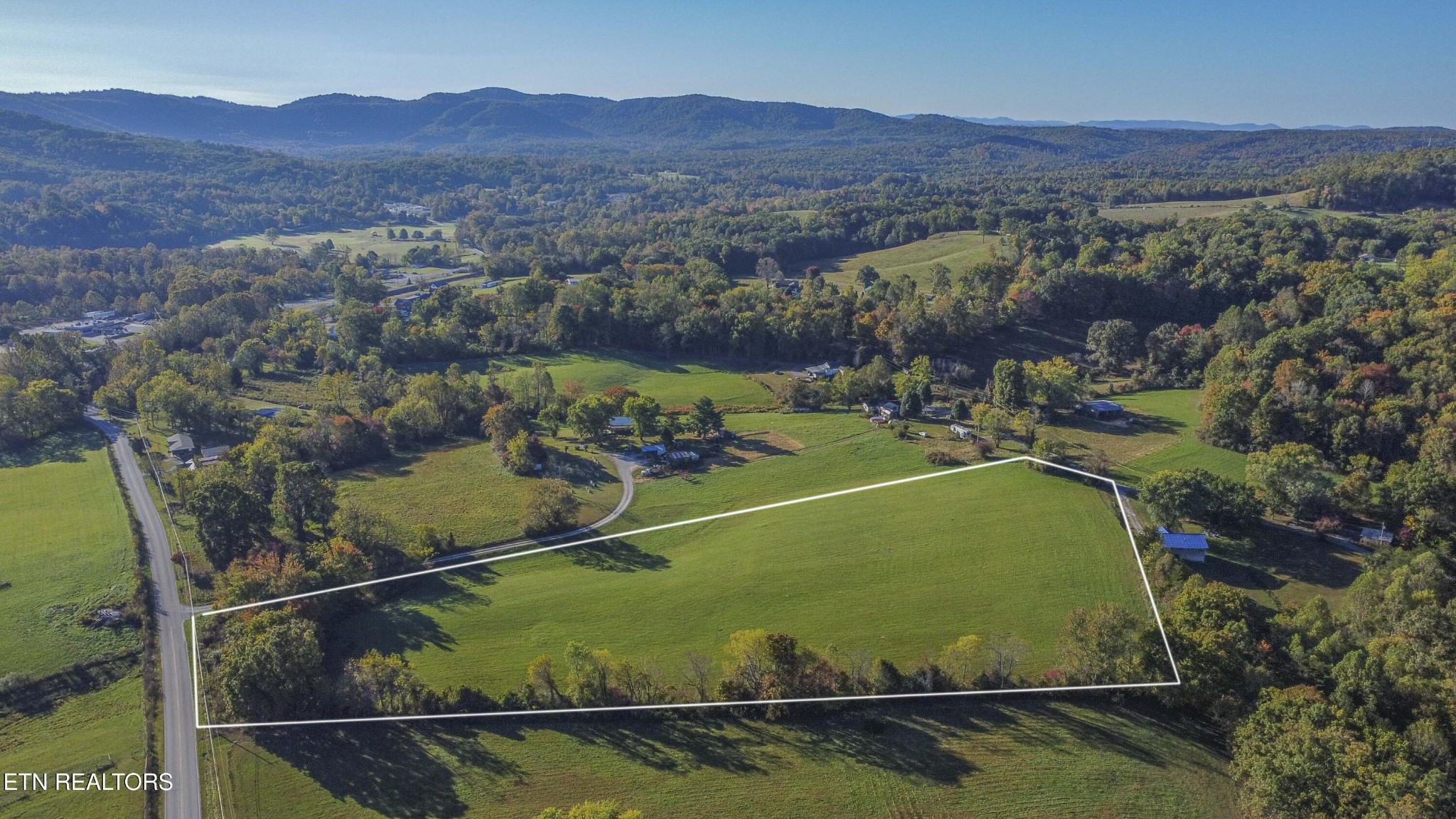 0 Cross Road Winfield, TN 37892 - Photo 11 of 19 an aerial view of a house