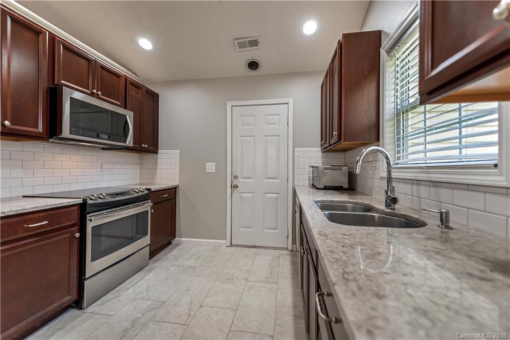 2475 Hawk Ridge Drive Gastonia, NC 28056 - Photo 12 of 25 Gallery Image 12
