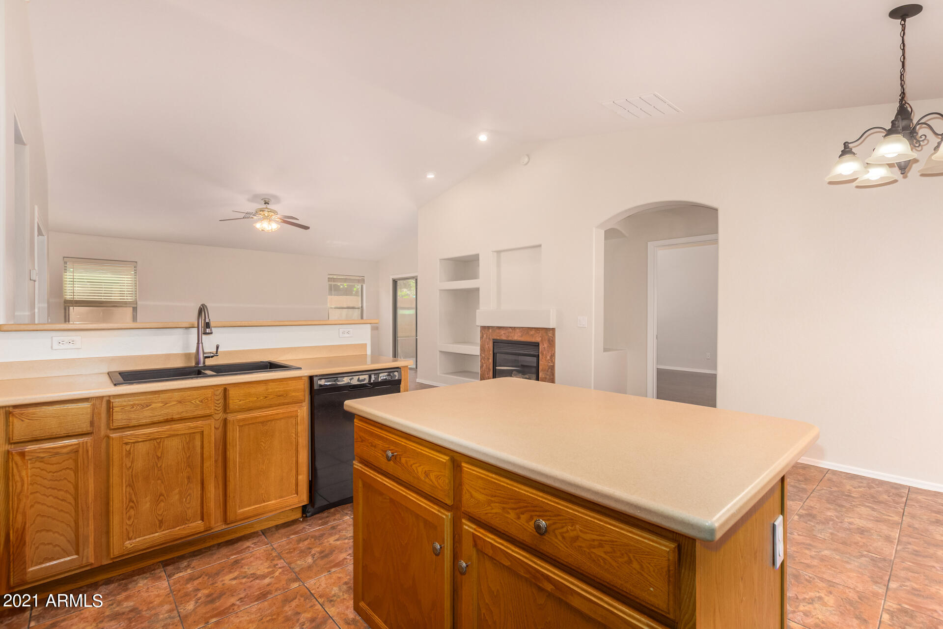 46027 West Tucker Road Maricopa, AZ 85139 - Photo 12 of 27 0011-12 - Tucker