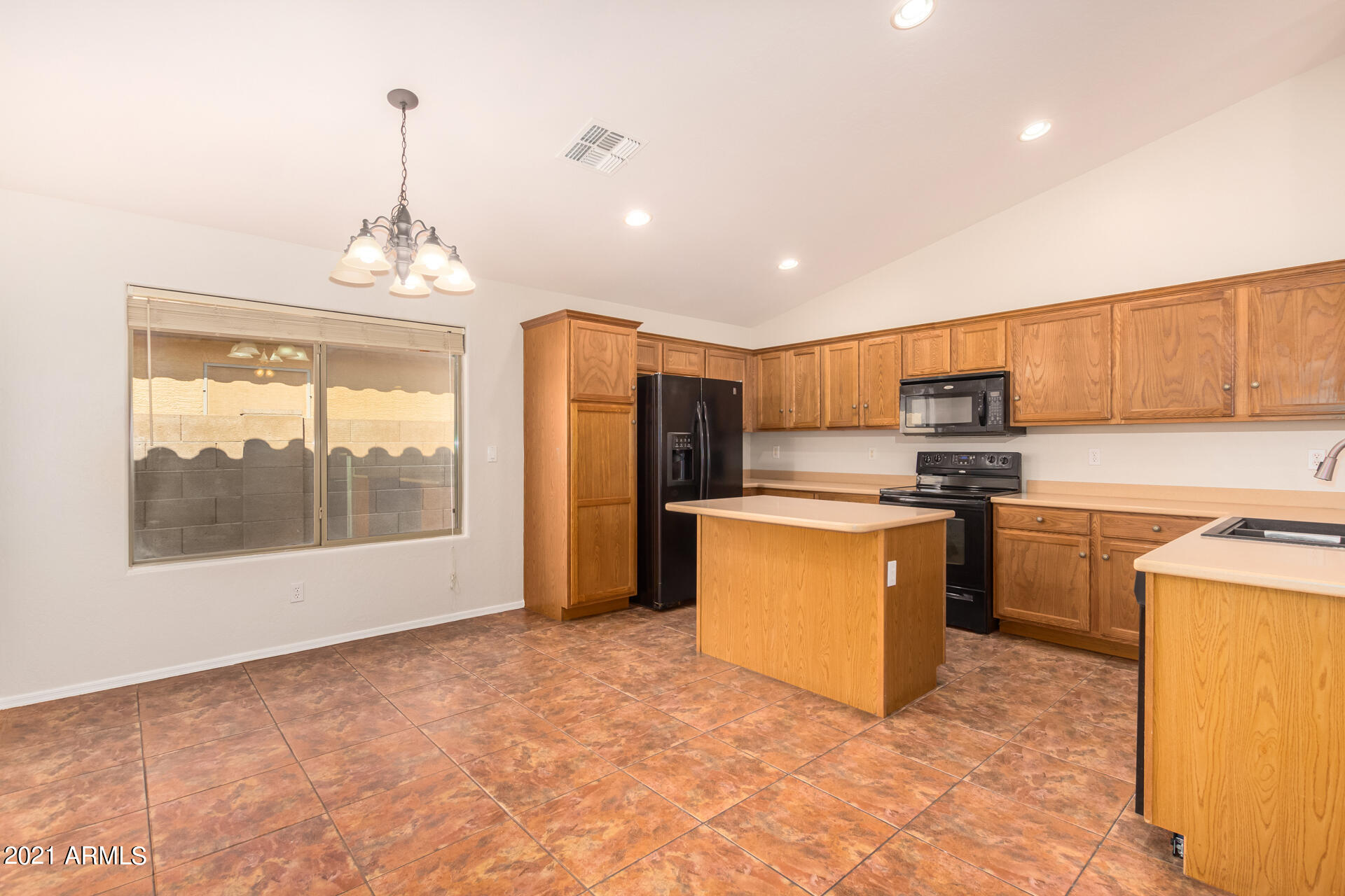 46027 West Tucker Road Maricopa, AZ 85139 - Photo 3 of 27 0010-10 - Tucker