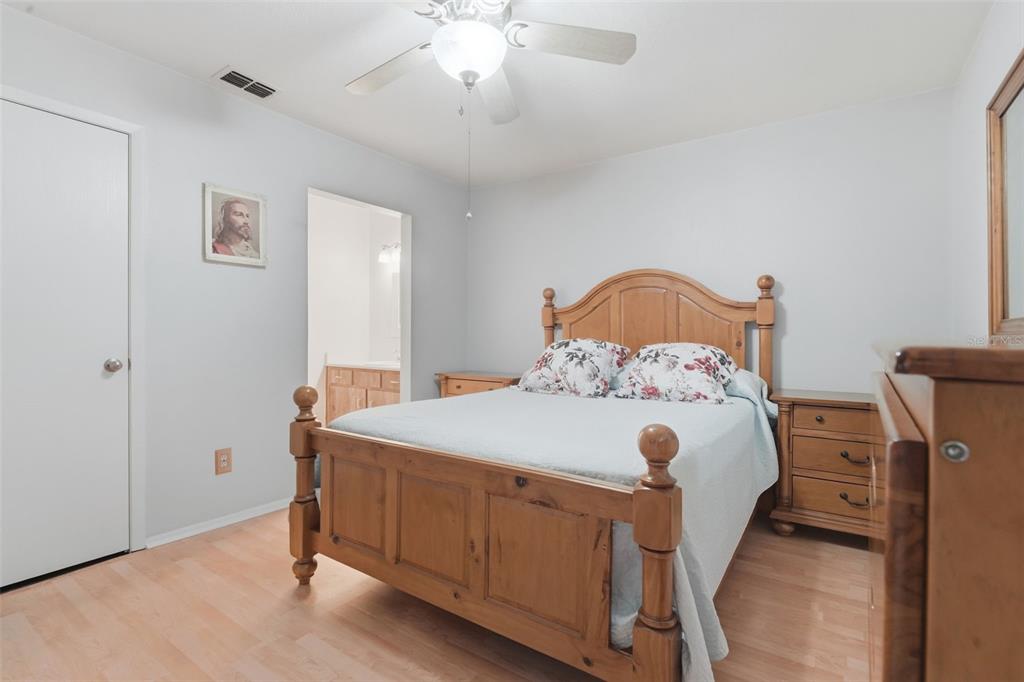 61 Floridana Road DeBary, FL 32713 - Photo 11 of 32