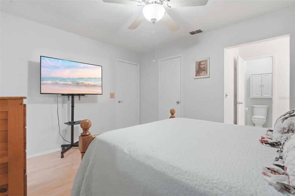 61 Floridana Road DeBary, FL 32713 - Photo 13 of 32