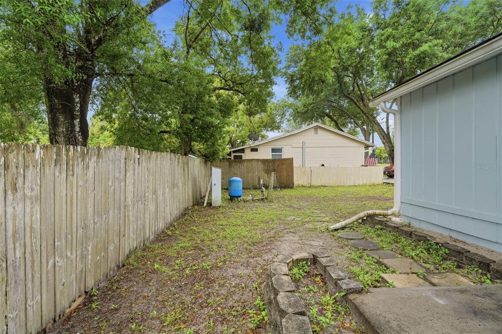 61 Floridana Road DeBary, FL 32713 - Photo 26 of 32