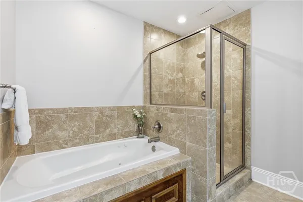 $825,000 | 5 Whitaker Street, Unit 203E, Savannah, GA 31401