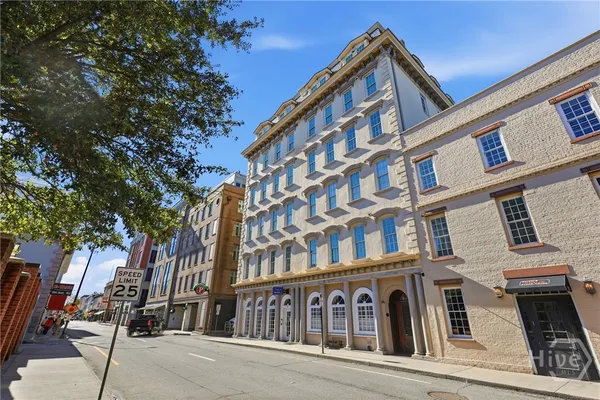 $825,000 | 5 Whitaker Street, Unit 203E, Savannah, GA 31401