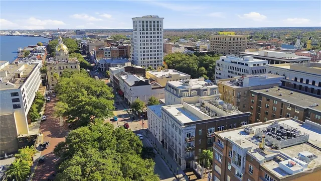 $825,000 | 5 Whitaker Street, Unit 203E, Savannah, GA 31401
