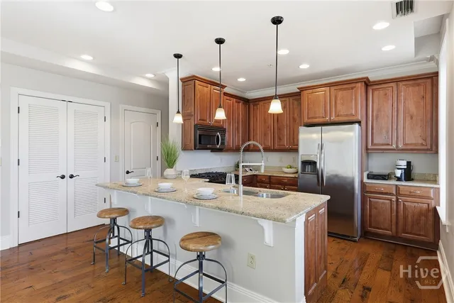 $825,000 | 5 Whitaker Street, Unit 203E, Savannah, GA 31401