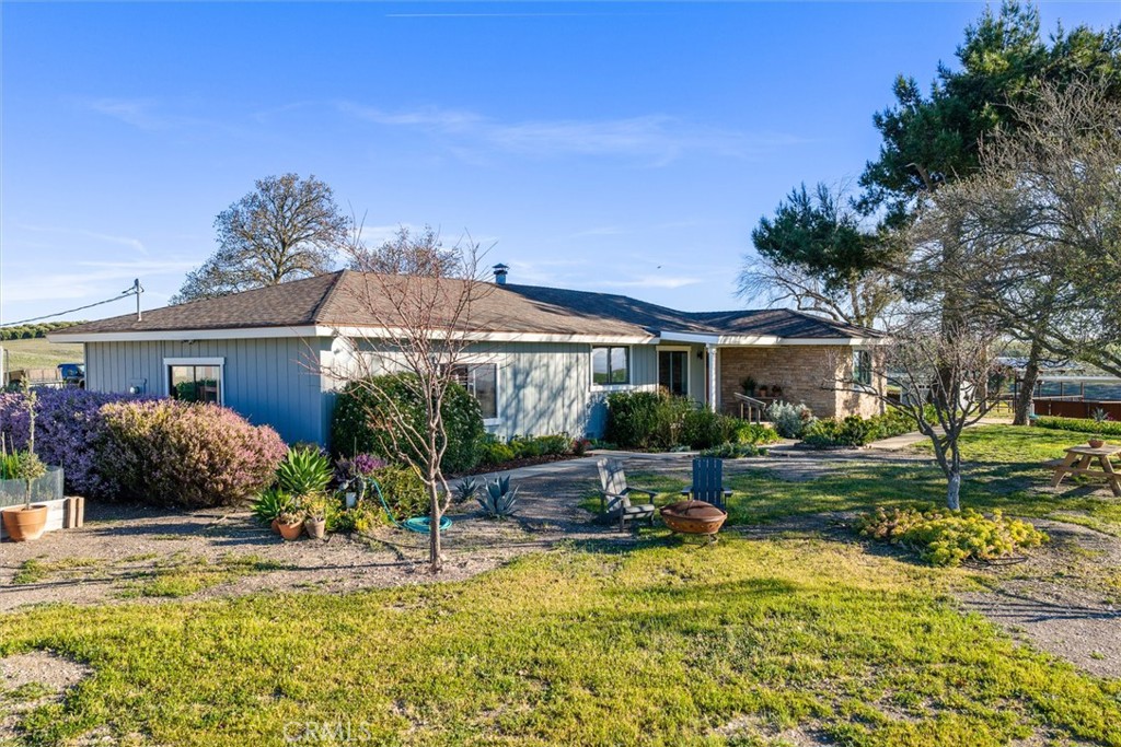 7491 Kingsbury Road Templeton, CA 93465 - Photo 3 of 53 Main House