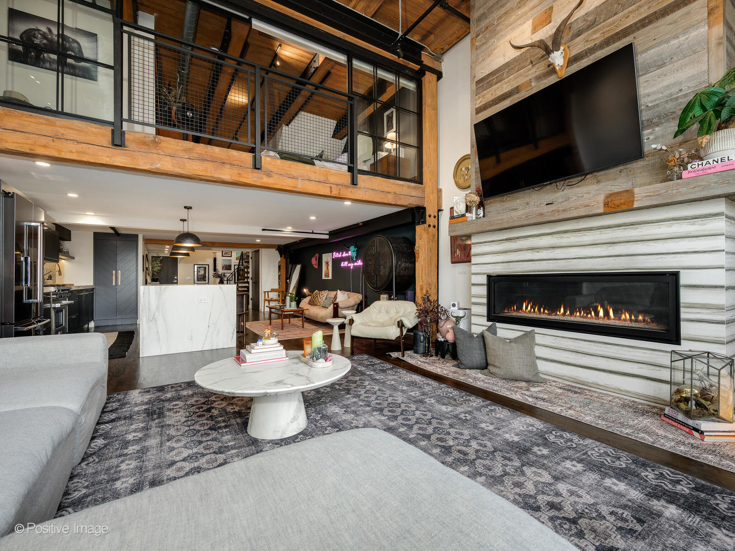 1000 West Washington Boulevard, Unit 542 Chicago, IL 60607 - Photo 15 of 29 a view of a patio with a table and chairs and a barbeque