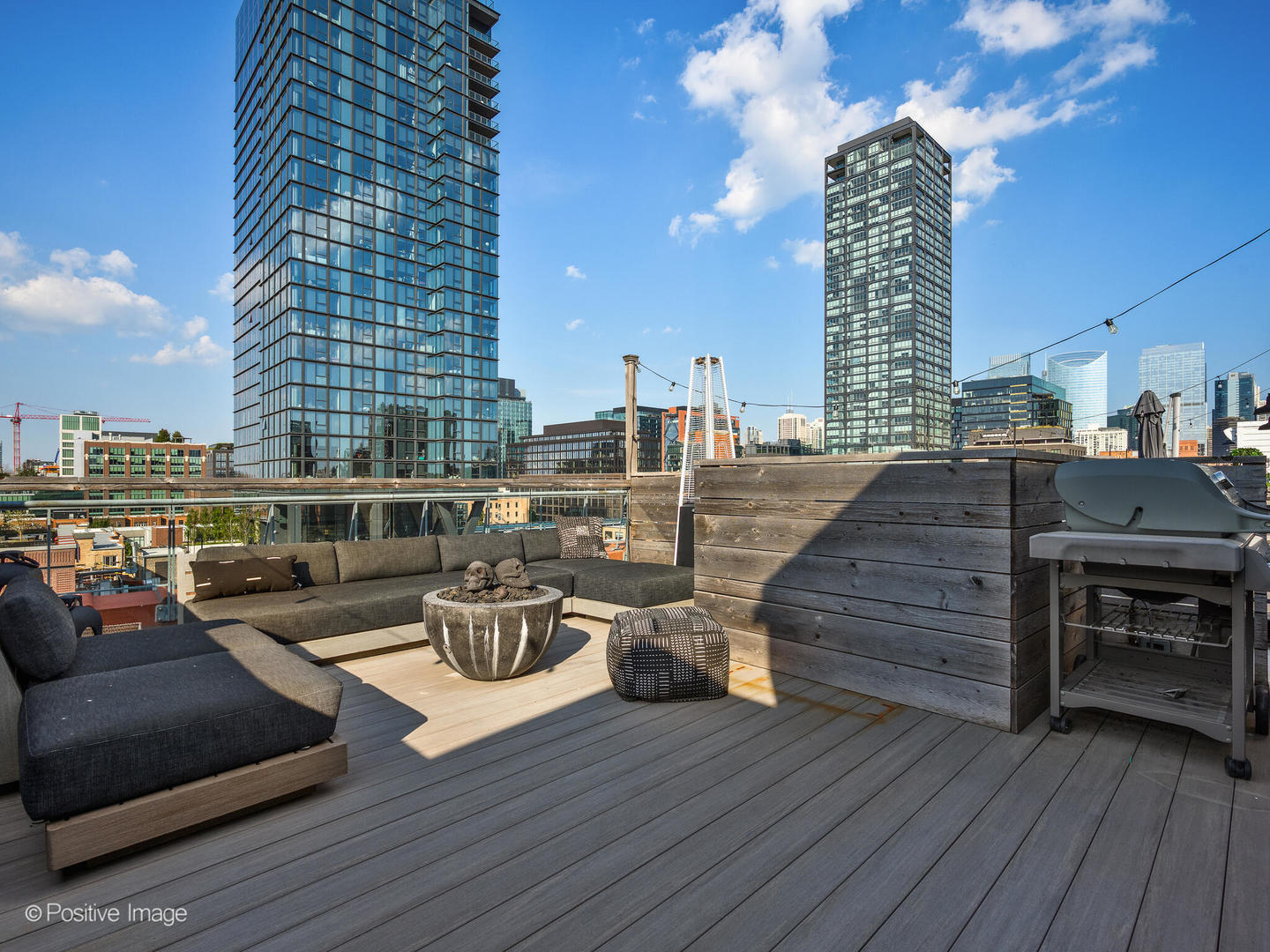 1000 West Washington Boulevard, Unit 542 Chicago, IL 60607 - Photo 27 of 29 a view of outdoor space with seating space