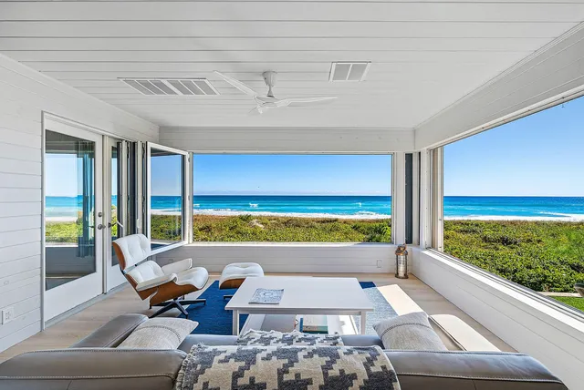 $3,075,000 | 2075 South Ocean Boulevard, Unit 4B, Delray Beach, FL 33483