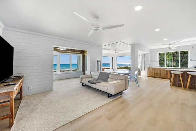 $3,075,000 | 2075 South Ocean Boulevard, Unit 4B, Delray Beach, FL 33483