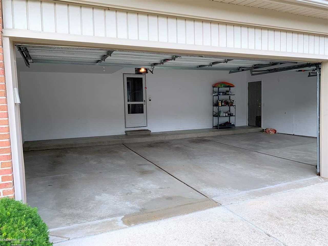 70692 Hillside Court Romeo, MI 48065 - Photo 37 of 37 3-Car Garage