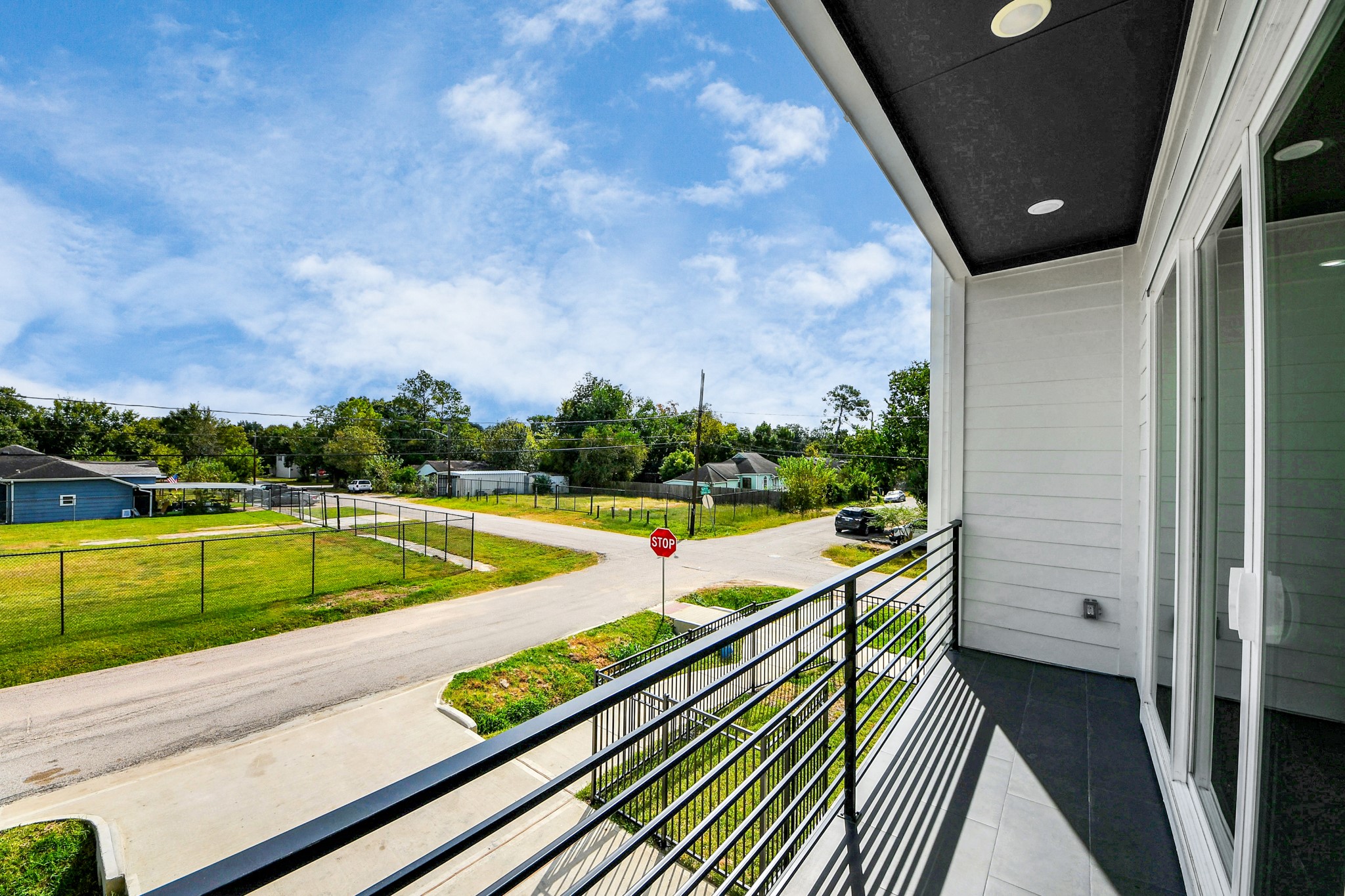6949 Foster Street Houston, TX 77021 - Photo 21 of 40 a view of a swimming pool with a lounge chair