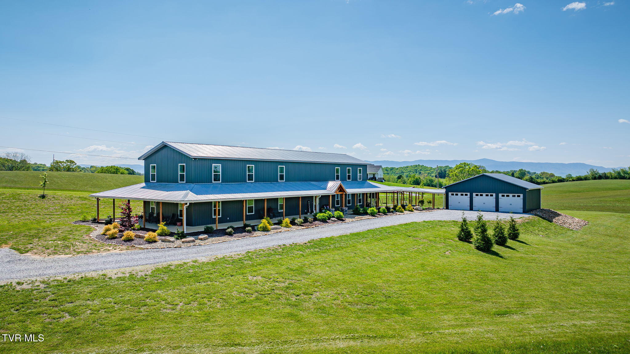 1600 Mary Lamons Road Afton, TN 37616 - Photo 6 of 89 002
