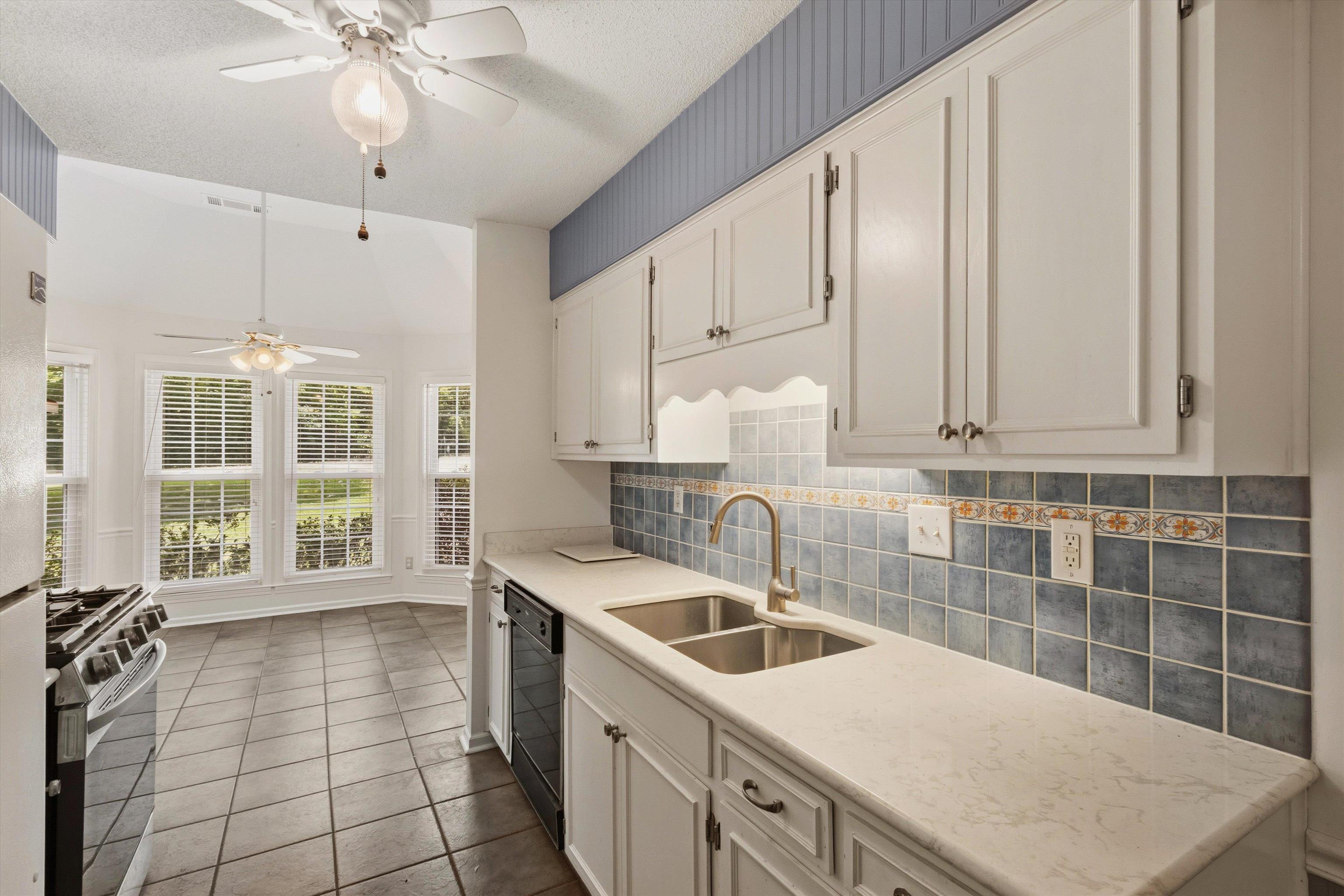 1095 Locke Cuba Road Millington, TN 38053 - Photo 7 of 37 Gallery Image 7