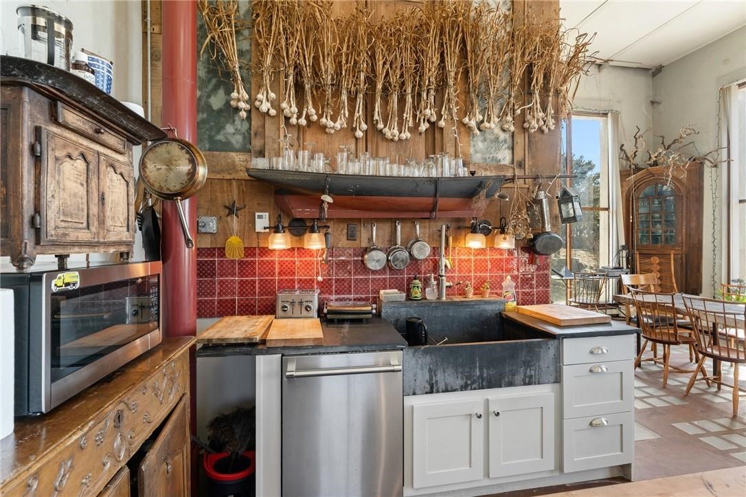 2 Fort Wetherill Road Jamestown, RI 02835 - Photo 15 of 29 Gallery Image 15