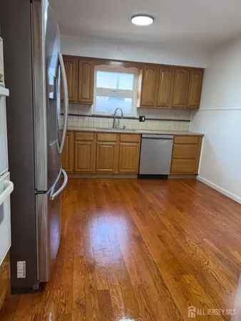 $3,300 | 2538 Spruce Street, Union, NJ 07083