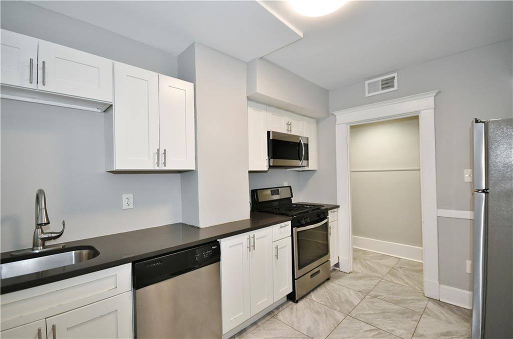 5518 Broad Street, Unit TERRACE Pittsburgh, PA 15206 - Photo 5 of 8