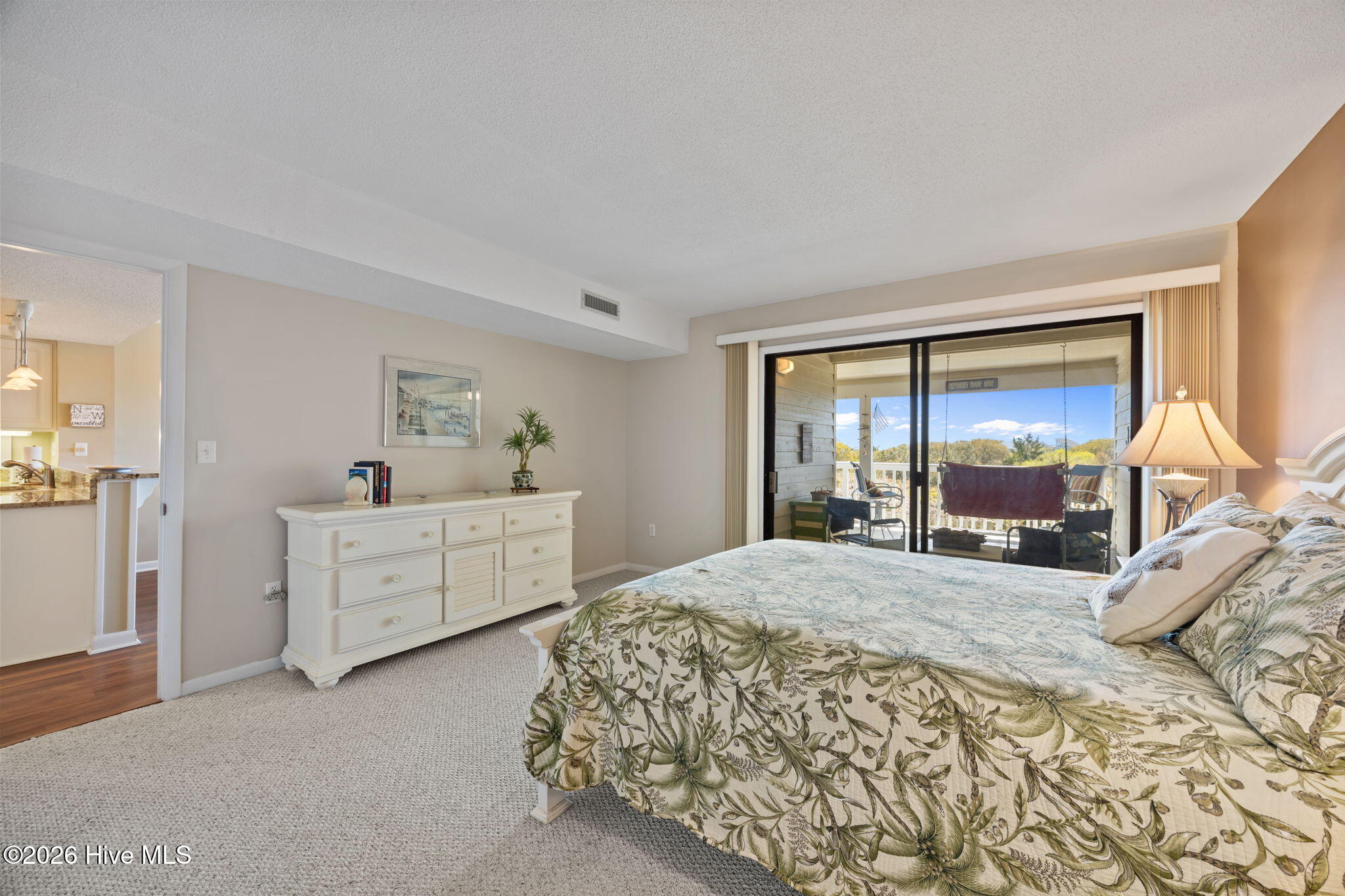 10300 Coast Guard Road, Unit 107E Emerald Isle, NC 28594 - Photo 22 of 51 45-web-or-mls-IMG_9631