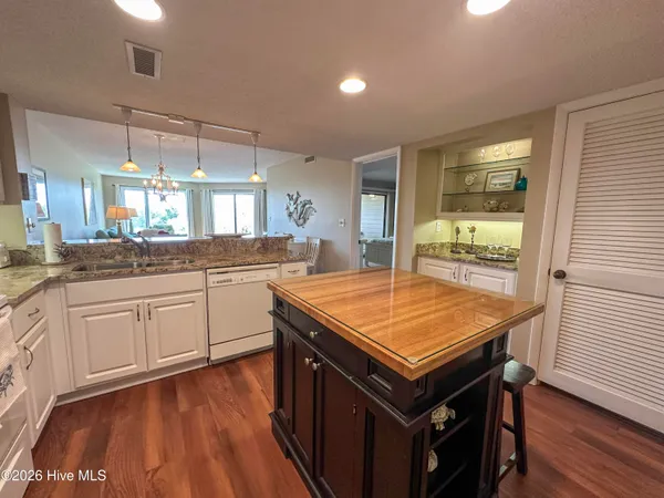 $625,000 | 10300 Coast Guard Road, Unit 107E, Emerald Isle, NC 28594