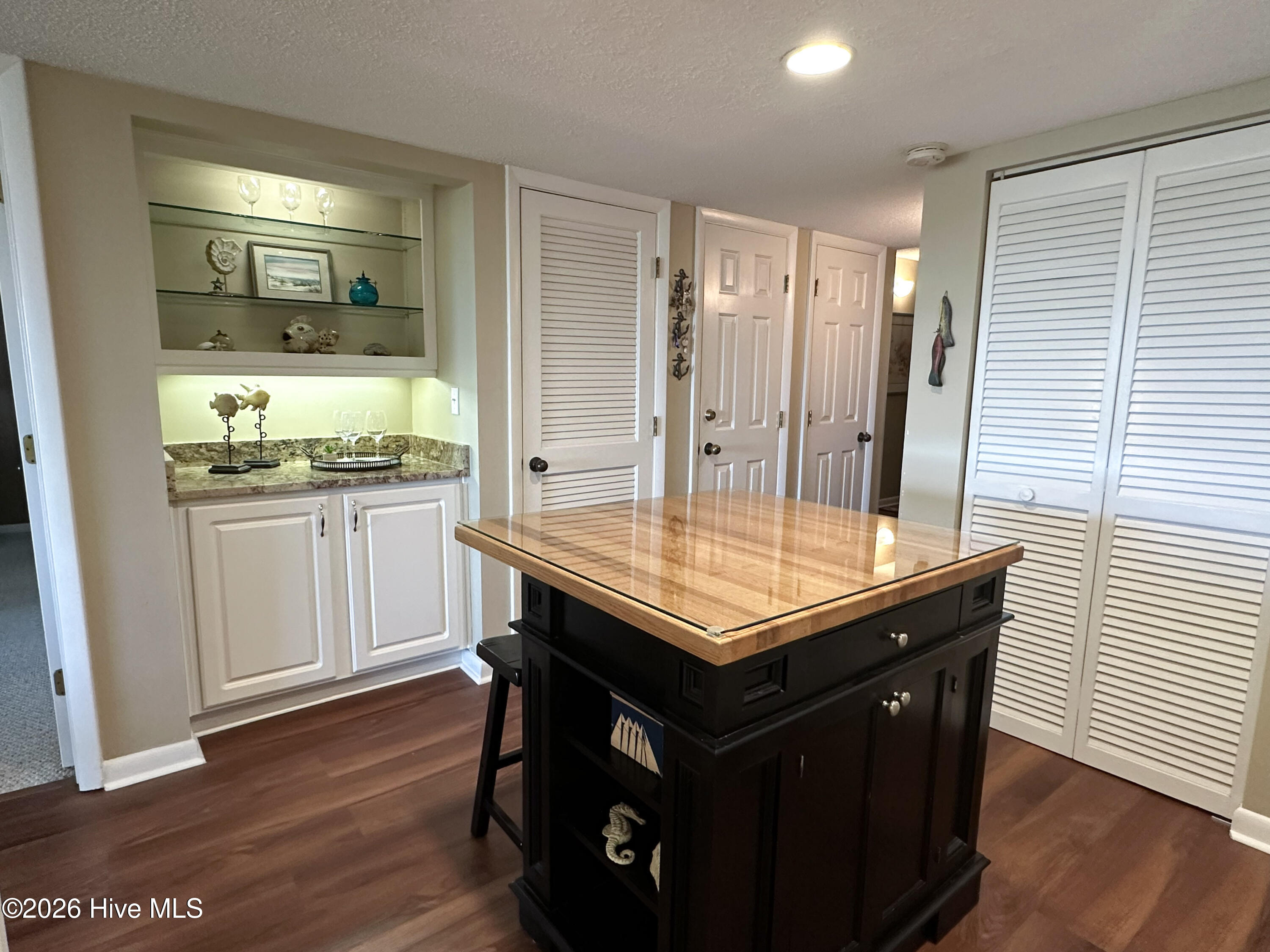 10300 Coast Guard Road, Unit 107E Emerald Isle, NC 28594 - Photo 8 of 51 PEV Wine Bar 2