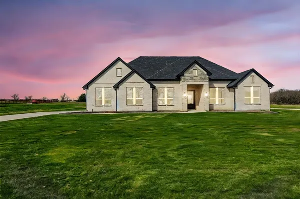 $624,900 | 7637 County Road 1052, Celeste, TX 75423