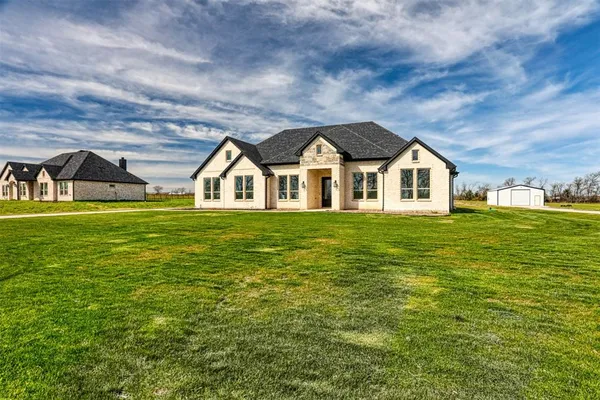 $624,900 | 7637 County Road 1052, Celeste, TX 75423