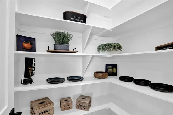 $624,900 | 7637 County Road 1052, Celeste, TX 75423