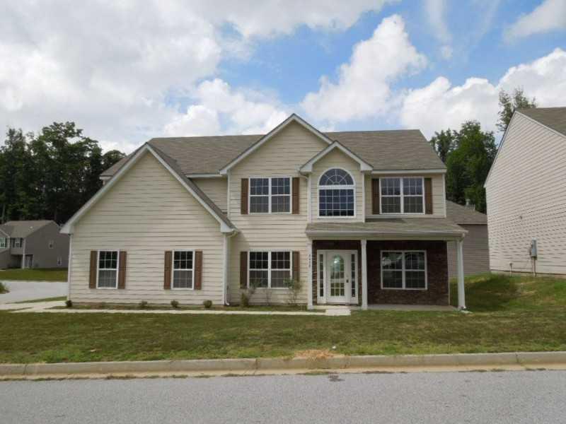 2428 Quincy Loop Fairburn, GA 30213 - Photo 1 of 1 Exterior Front.