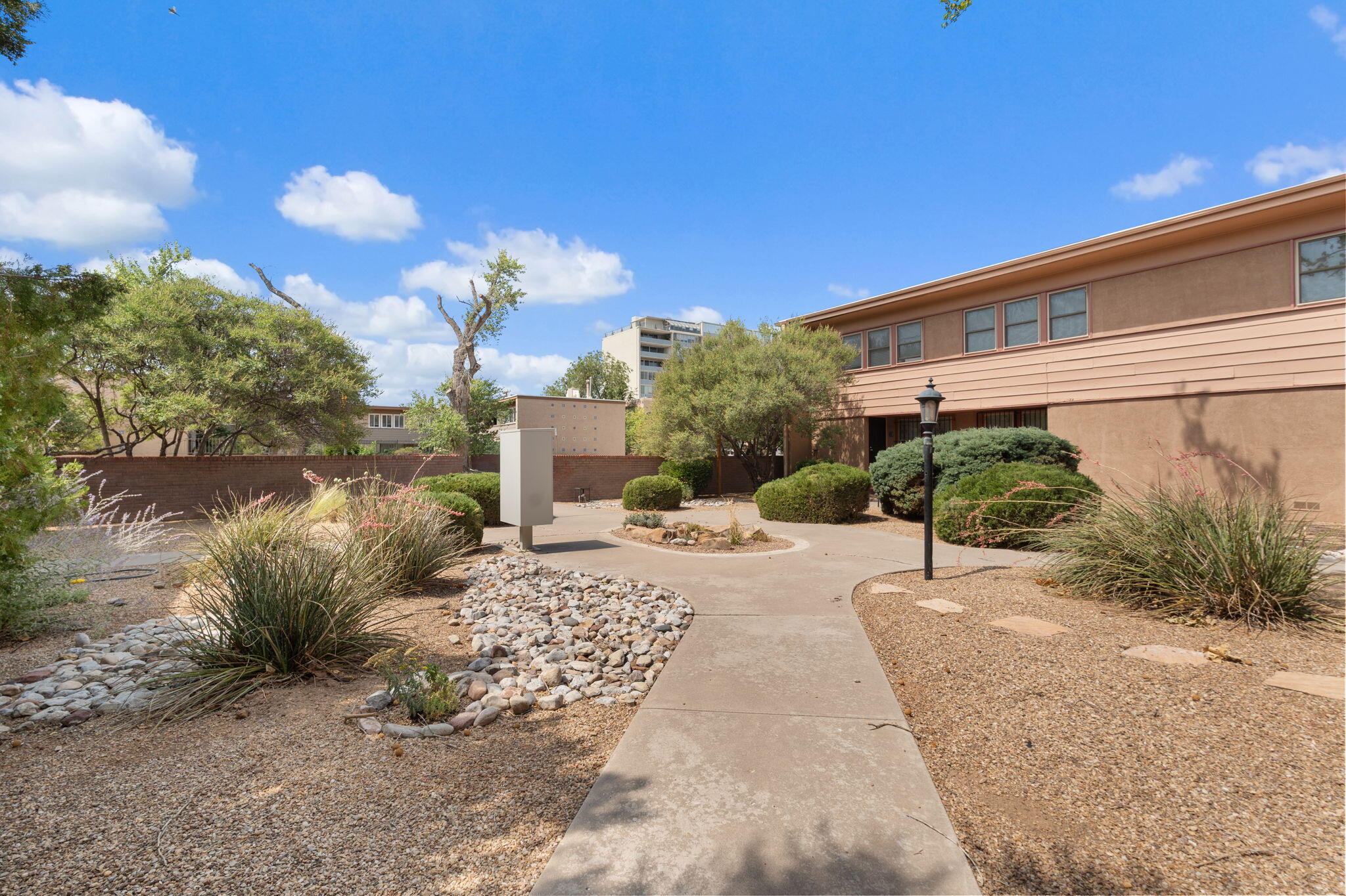 1405 San Carlos Road Southwest, Unit 3 Albuquerque, NM 87104 - Photo 4 of 25 Gallery Image 4