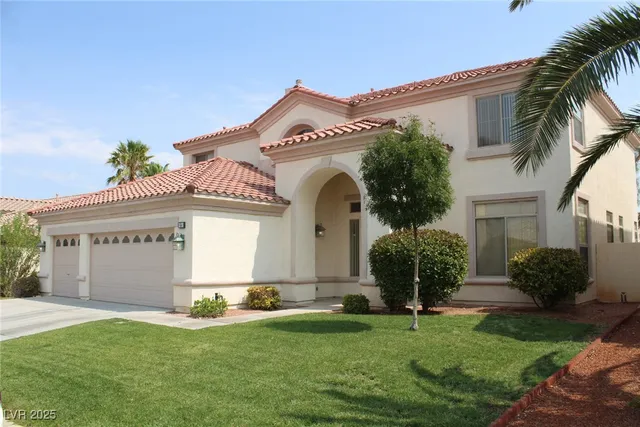 $3,298 | 64 Arcadian Shores Street, Las Vegas, NV 89148