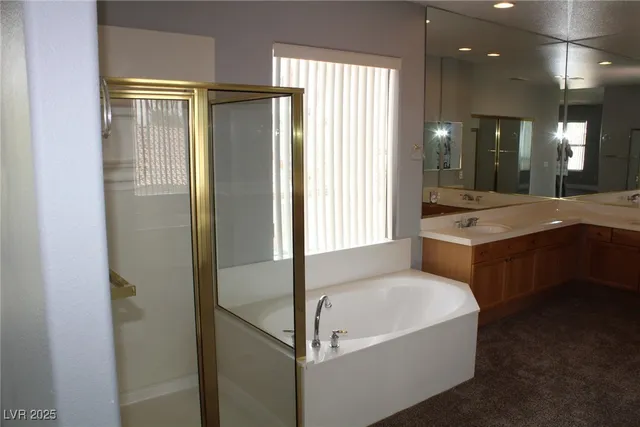 $3,298 | 64 Arcadian Shores Street, Las Vegas, NV 89148
