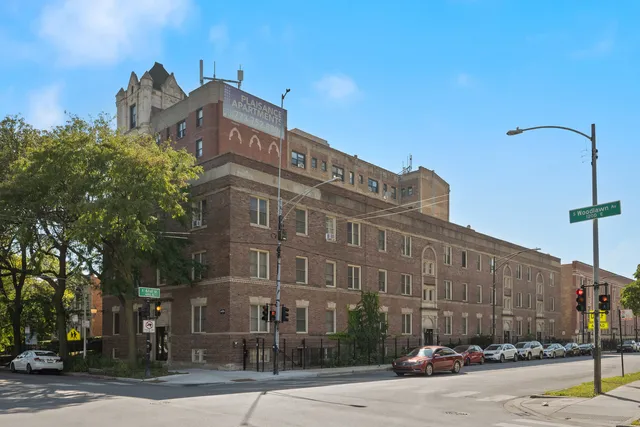 $189,000 | 1167 East 61st Street, Unit 2, Chicago, IL 60637