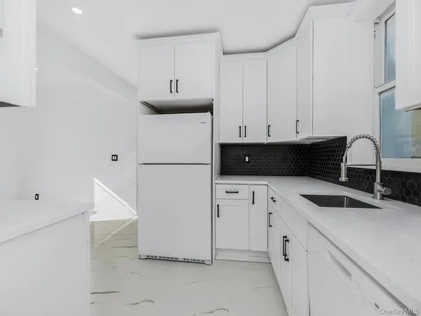 $1,200,000 | 146-84 182nd Street | Springfield Gardens