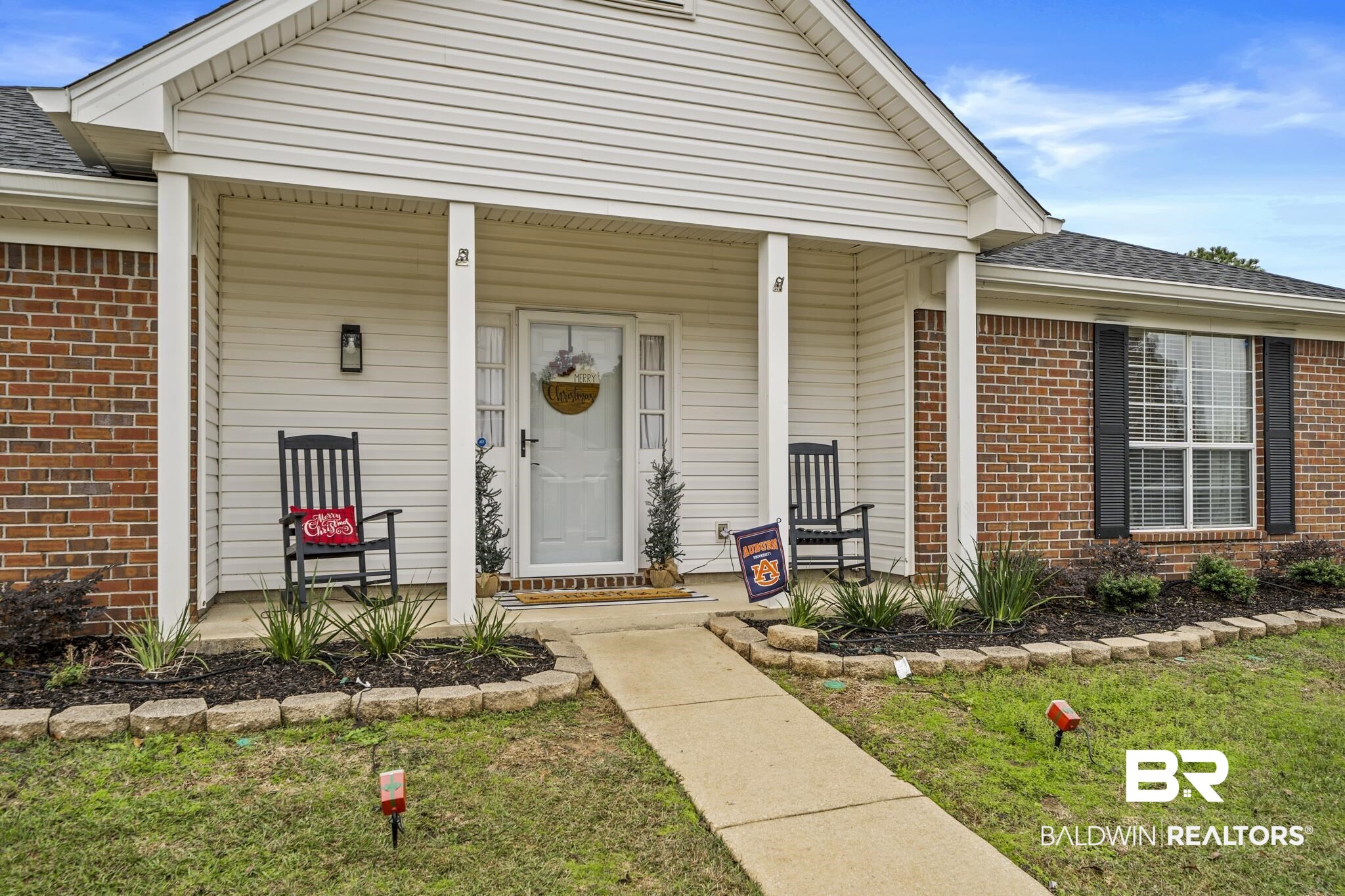 9521 Oak Forrest Drive Mobile, AL 36695 - Photo 2 of 27