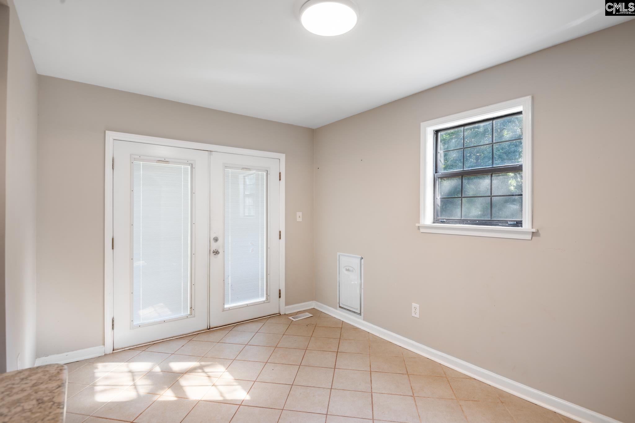 1045 Hopewell Church Road Irmo, SC 29063 - Photo 11 of 37