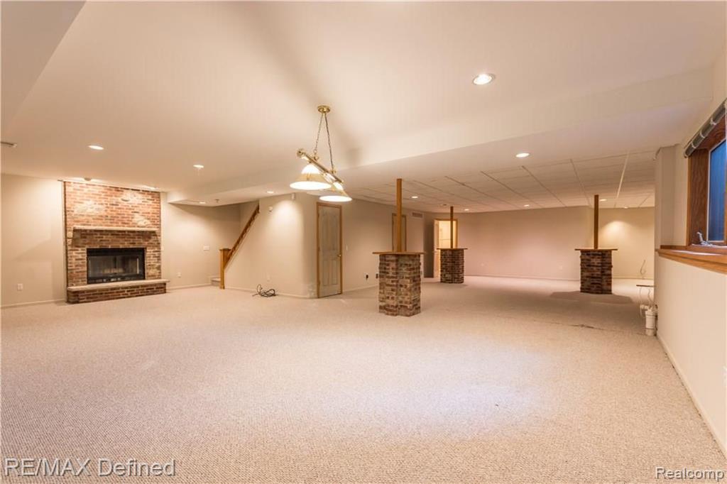 950 Ridgeline Court Lake Orion, MI 48360 - Photo 46 of 48