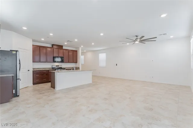 $2,825 | 3468 Bradano Lane, Henderson, NV 89044