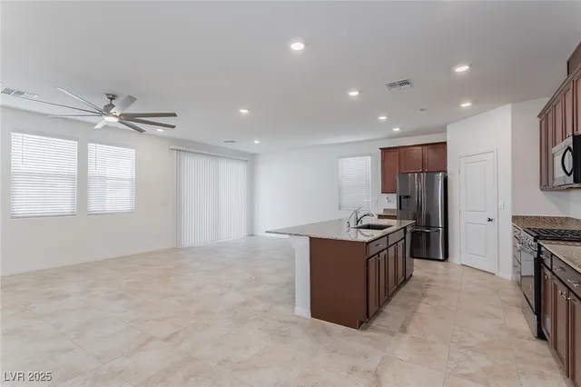 $2,825 | 3468 Bradano Lane, Henderson, NV 89044