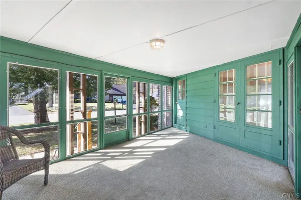 $298,500 | 208 Palmer Drive, Manlius, NY 13066