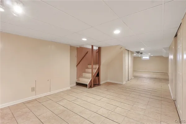 $298,500 | 208 Palmer Drive, Manlius, NY 13066