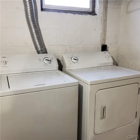 $298,500 | 208 Palmer Drive, Manlius, NY 13066