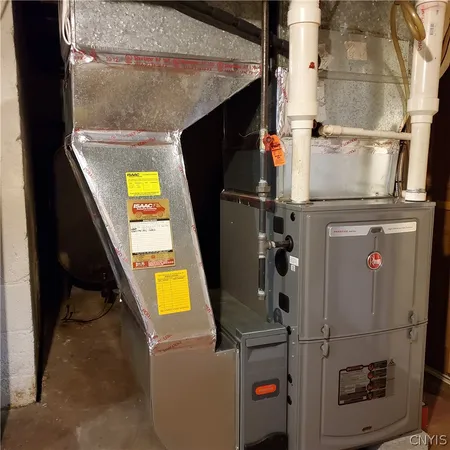 $298,500 | 208 Palmer Drive, Manlius, NY 13066