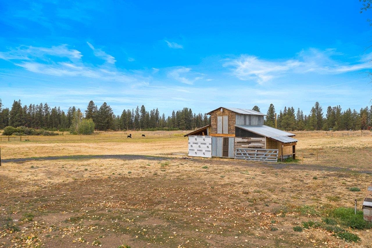 1410 West Paradise Road Spokane, WA 99224 - Photo 4 of 12