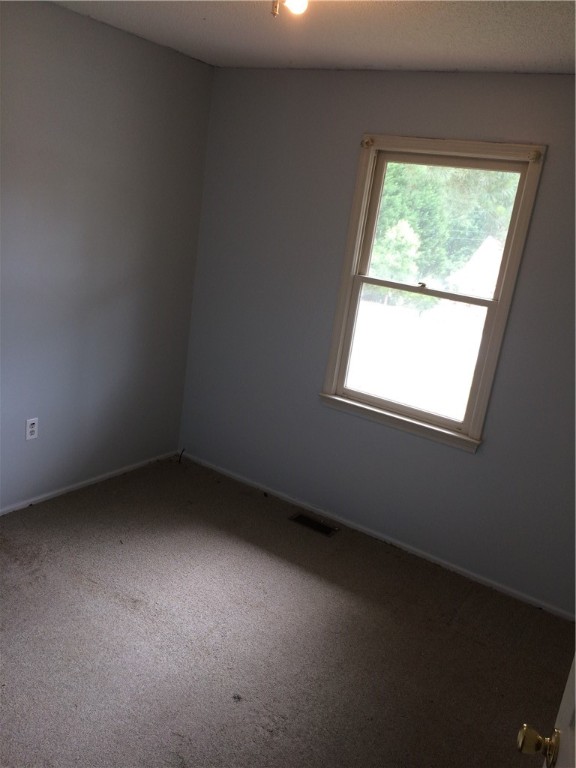 2102 Rolling Green Road Anderson, SC 29621 - Photo 12 of 27