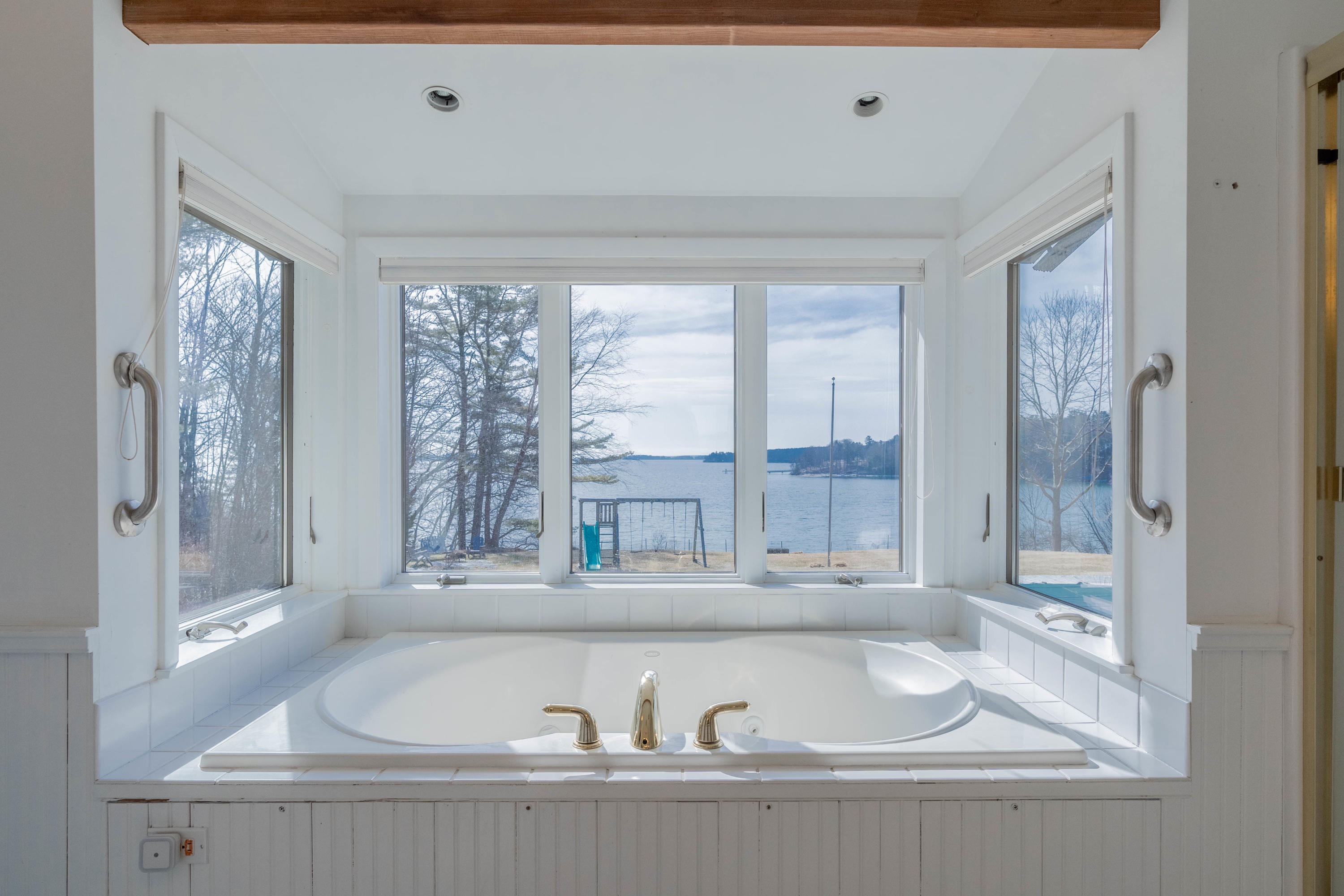11 Ledge Road Cumberland Foreside, ME 04110 - Photo 42 of 57 11 Ledge Road_Primary Bath
