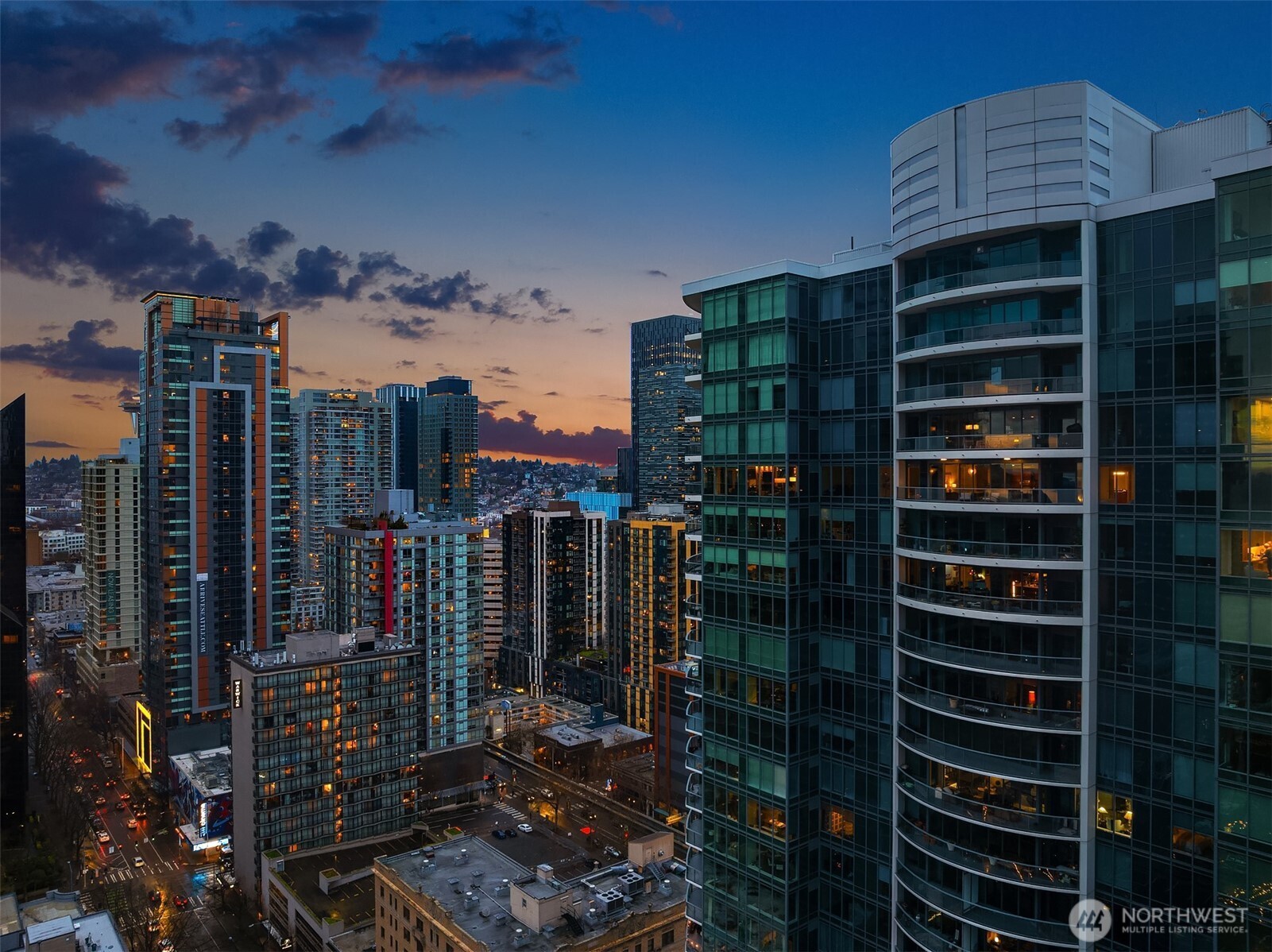 1920 4th Avenue, Unit 2702 Seattle, WA 98101 - Photo 33 of 40 a view of city from balcony