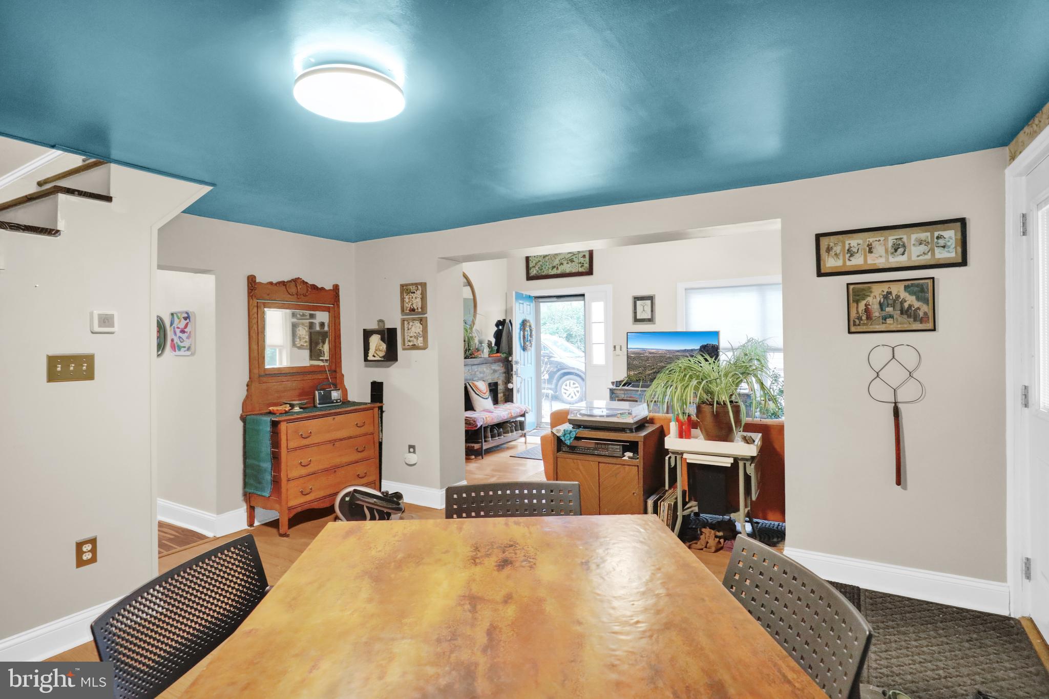 2416 High Street Reading, PA 19605 - Photo 5 of 25 Entry into living room